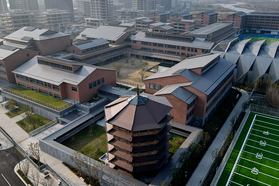 Dishui Lake School Roofing Project
