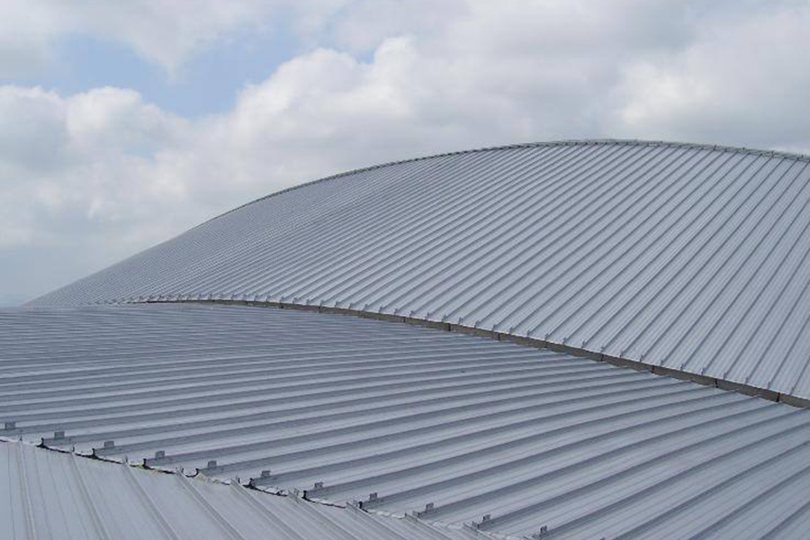 Waterproofing construction process para sa vertical joint metal roof